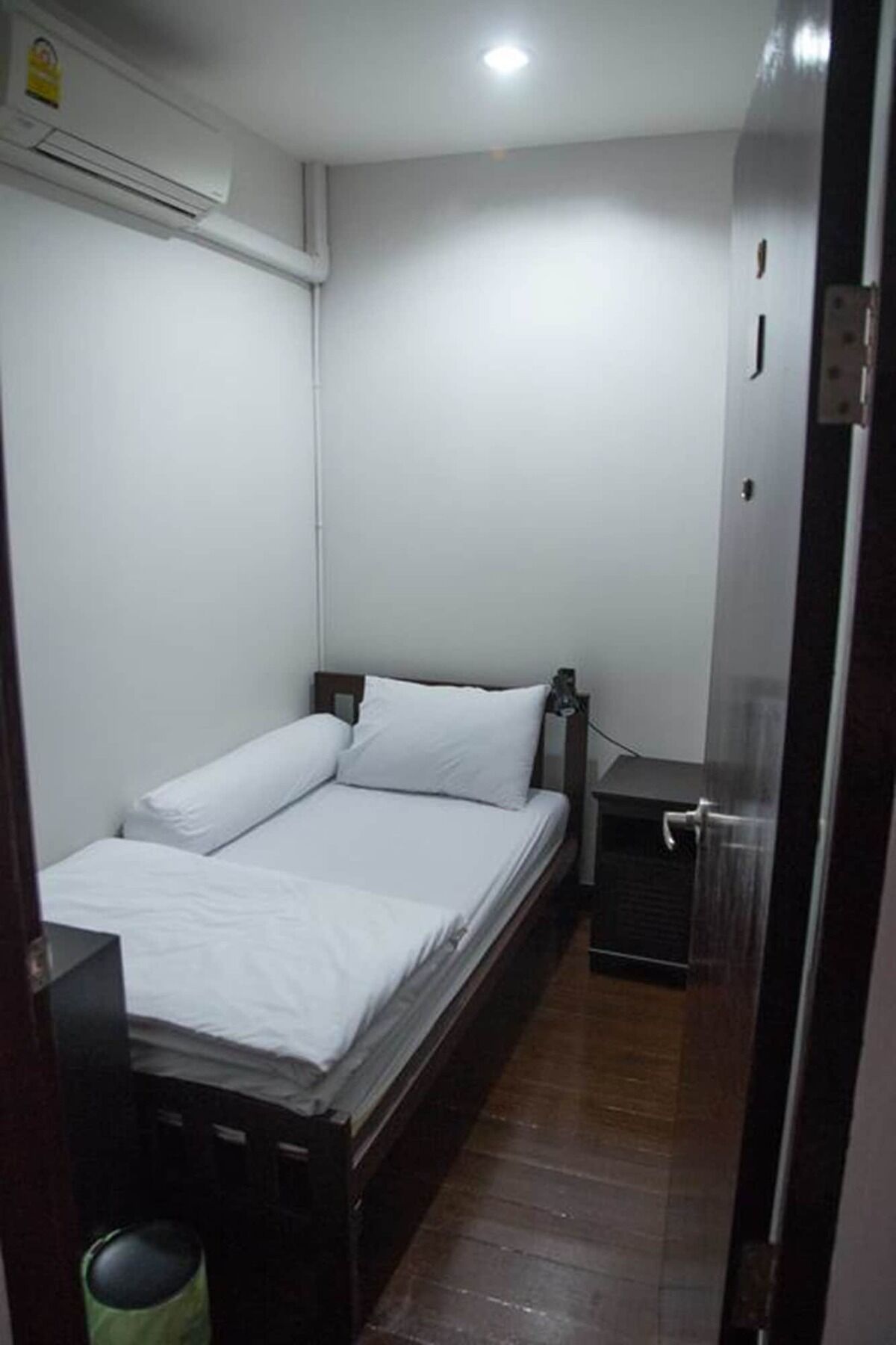 Traveller Hostel Chanthaburi (Adults Only) Buitenkant foto